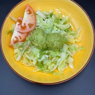 !Large Guacamole Salad